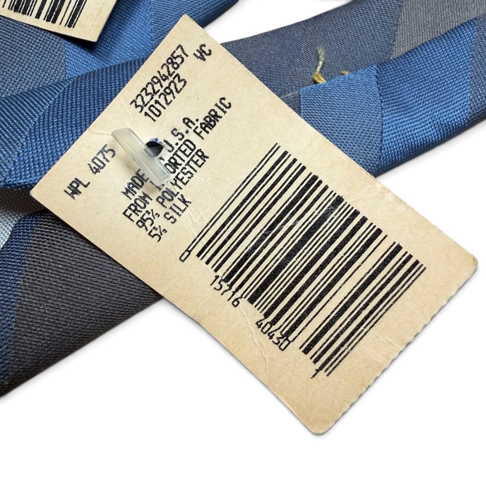 Oscar de la Renta Mens Blue Grey Diagonal Striped Silk Blend Tie Famous-Barr NWT - Picture 4 of 7